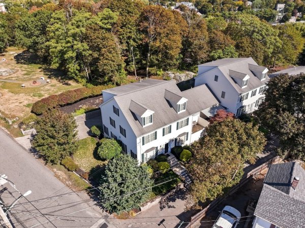 5 Bateman Ct #5 Wakefield, MA 01880 5 Bateman Ct #5 Wakefield, MA 01880