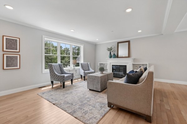 3 Hickory Hl #1 Wakefield, MA 01880