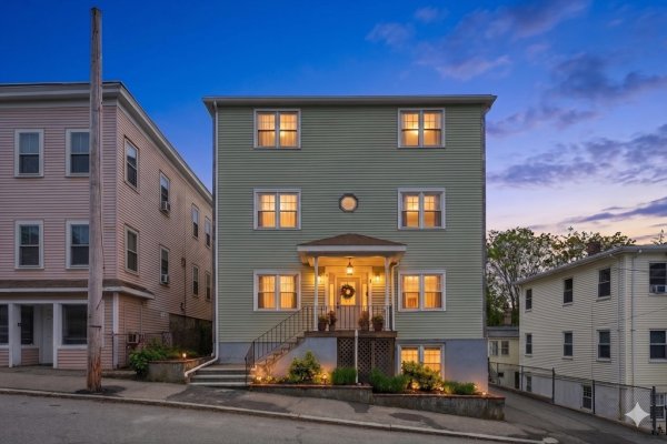 11 Columbia Rd #8 Wakefield, MA 01880