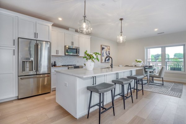 62 Foundry St #416 Wakefield, MA 01880