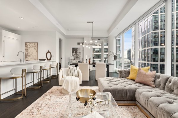 22 Liberty Dr #8H Boston, MA 02210