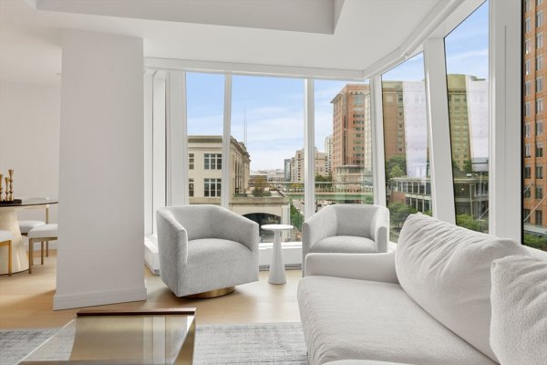 150 Seaport Blvd #5G Boston, MA 02210