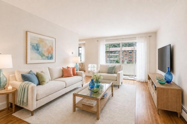 68 Preston St #2C Wakefield, MA 01880