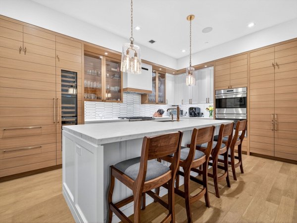 45 Temple St #408 Boston, MA 02114