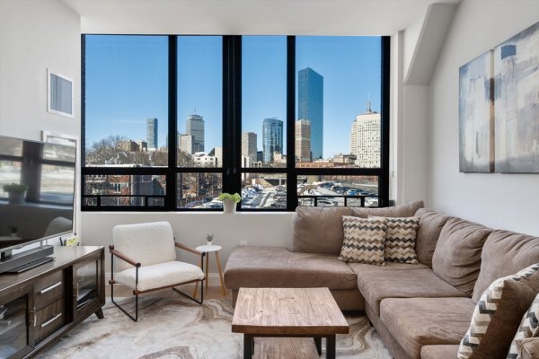 100 Shawmut Ave #302 Boston, MA 02118