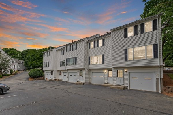 1 Traverse St #E Wakefield, MA 01880
