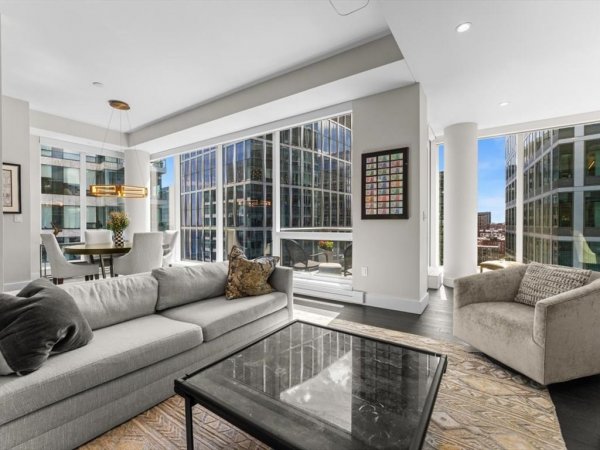 22 Liberty Dr #12G Boston, MA 02210