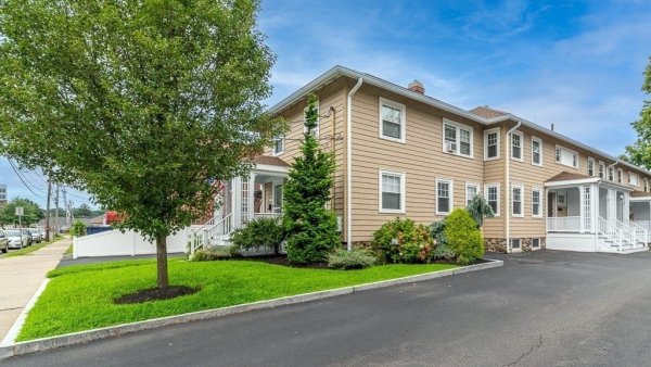 37 Richardson Ave #3702 Wakefield, MA 01880
