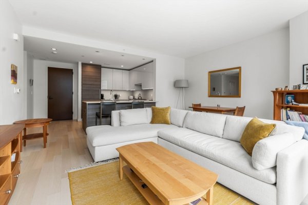 1 Franklin St #2609 Boston, MA 02110