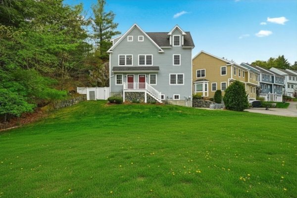 2B Gates Ln #B Wakefield, MA 01880